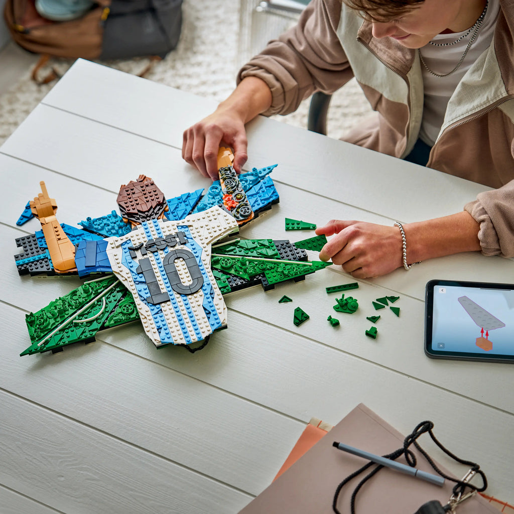 LEGO® Editions Lionel Messi – Celebration